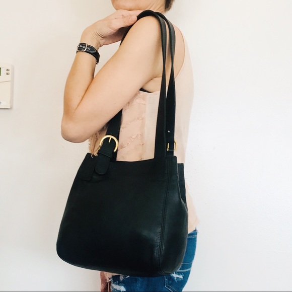 Coach Handbags - Coach Vintage Black Leather Waverly Tote Bag